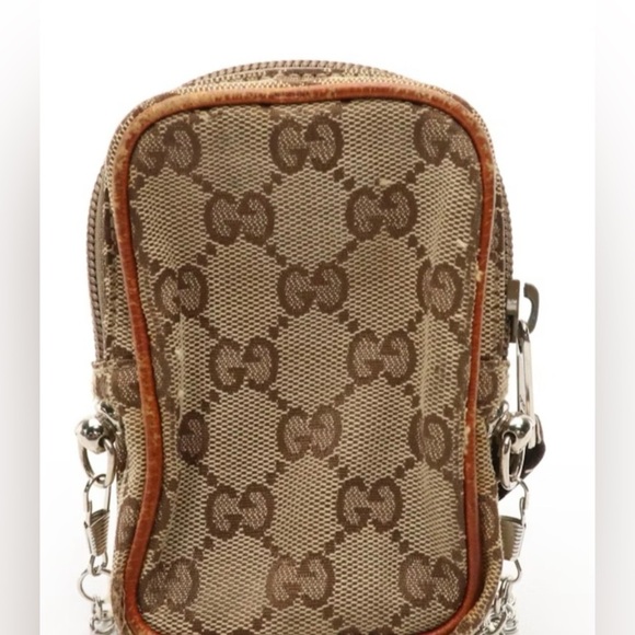Gucci Mini Zip Pouch with Chain Link Strap - Picture 2 of 4